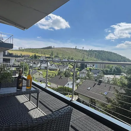 Stylische Wohnung, Toller Ausblick Selbst-check-in